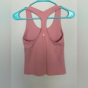 LULULEMON Nulu Tank